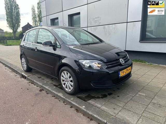Zwart Gebruikt 2010 VW Golf Plus Comfortline MPV | € 7.950 (Iets duurder) - Afbeelding 1/4