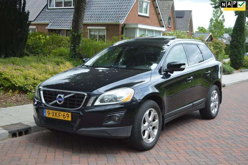 Zwart Gebruikt 2011 Volvo XC60 Summum SUV | € 13.995 (Super prijs) - Afbeelding 1/4