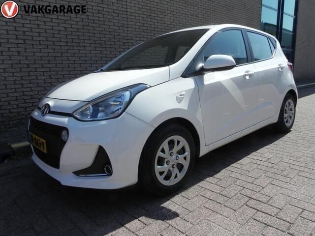 Wit Gebruikt 2019 Hyundai i10 Comfort Hatchback | € 10.600 (Eerlijke prijs) - Afbeelding 1/4