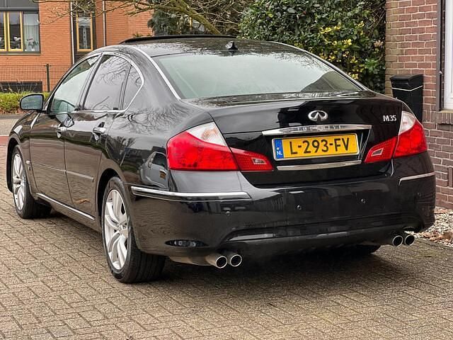 Occasion Infiniti M35 279 PK (205 kW) 2009 Zwart (metallic) Sedan