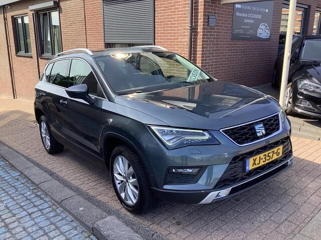 Grijs Gebruikt 2019 Seat Ateca Business SUV | € 15.750 (Eerlijke prijs) - Afbeelding 1/4