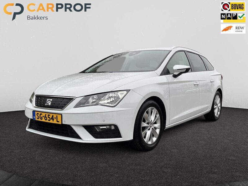 Wit Gebruikt 2018 Seat Leon Business Stationwagen | € 10.980 (Eerlijke prijs) - Afbeelding 1/4
