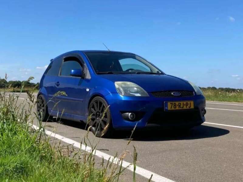 Blauw Gebruikt 2005 Ford Fiesta ST Hatchback | € 3.500 (Duur) - Afbeelding 1/4