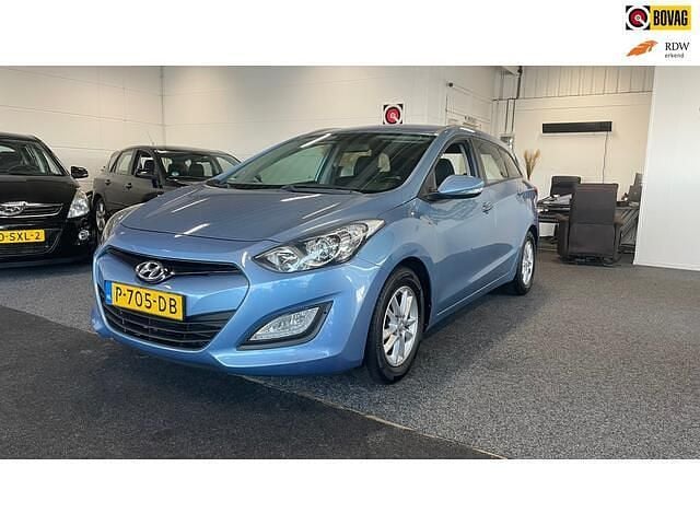 Blauw Gebruikt 2013 Hyundai i30 Stationwagen | € 6.450 (Eerlijke prijs) - Afbeelding 1/4