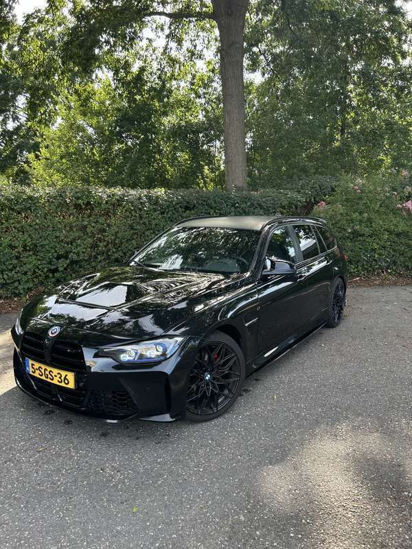 Zwart Gebruikt 2013 BMW 320 Stationwagen | € 21.500 - Afbeelding 1/4