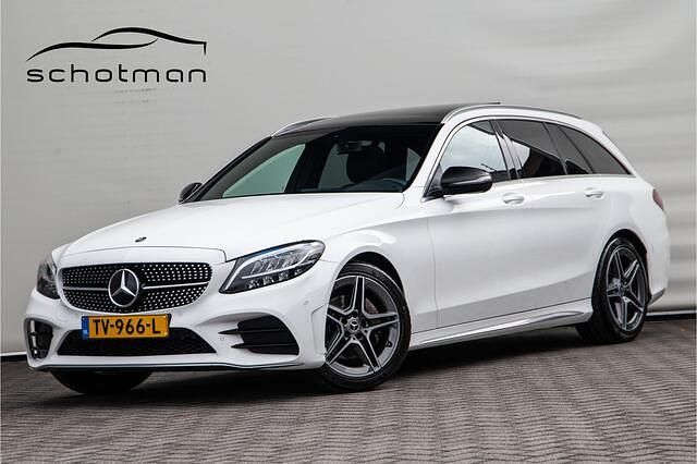 Wit Occasion 2018 Mercedes C160 AMG Coupé | € 24.900 (Eerlijke prijs) - Afbeelding 1/4