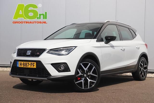 Nevada white met zwart dak Occasion 2020 Seat Arona Business SUV | € 15.900 (Iets duurder) - Afbeelding 1/4