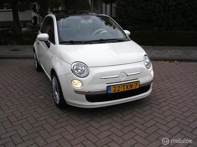 Wit Gebruikt 2012 Fiat 500 Hatchback | € 4.500 (Eerlijke prijs) - Afbeelding 1/4