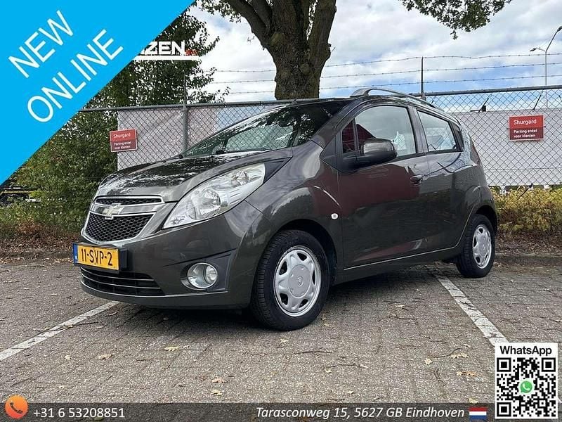 Bruin Gebruikt 2011 Chevrolet Spark LT Hatchback | € 999 (Eerlijke prijs) - Afbeelding 1/4