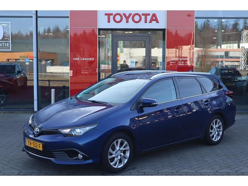 Blauw Occasion 2018 Toyota Auris Touring Sports Stationwagen | € 15.890 (Eerlijke prijs) - Afbeelding 1/4