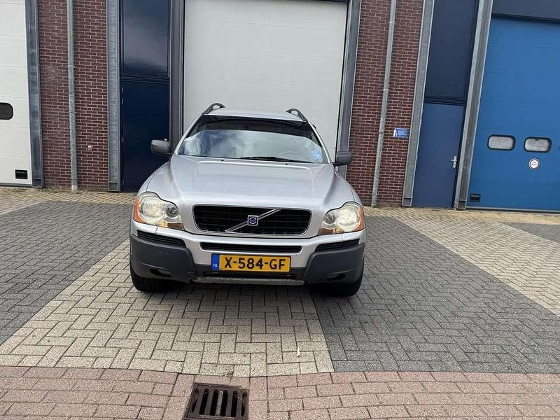Grijs Gebruikt 2003 Volvo XC90 SUV | € 7.260 (Goede deal) - Afbeelding 1/4