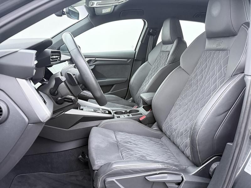Occasion Audi A3 Sportback e-tron S-Line 2026 Grijs Hatchback
