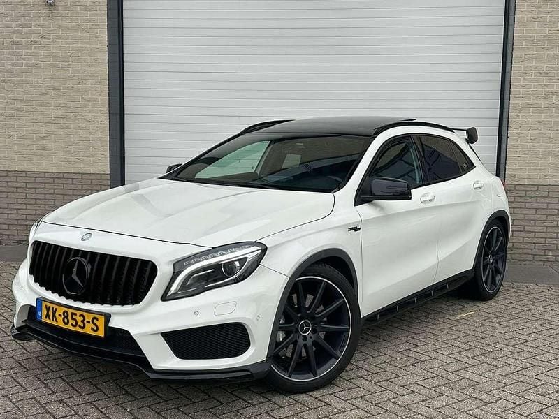 Occasion 2015 Mercedes GLA45 AMG AMG SUV | € 22.499 (Eerlijke prijs) - Afbeelding 1/4