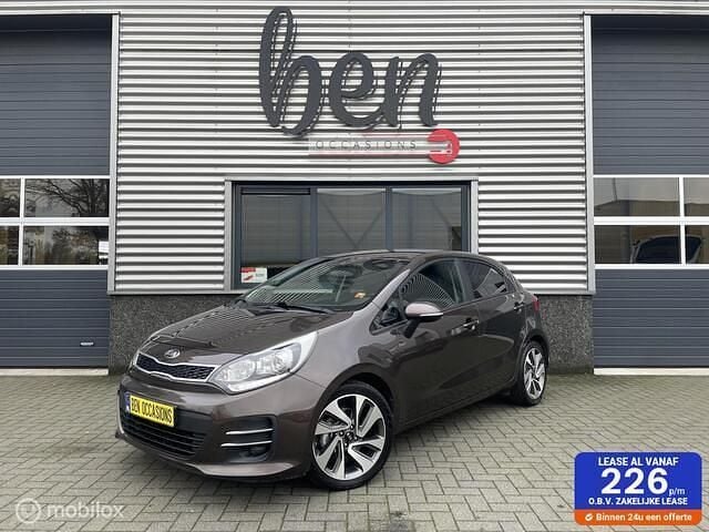 Overige Occasion 2015 Kia Rio Hatchback | € 12.450 (Eerlijke prijs) - Afbeelding 1/4