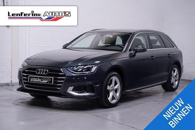 Grijs Gebruikt 2021 Audi A4 Business Stationwagen | € 26.850 (Goede deal) - Afbeelding 1/4