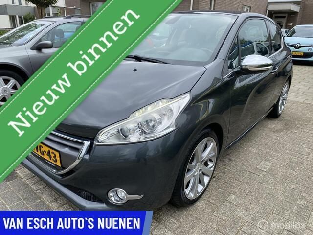 Grijs Gebruikt 2013 Peugeot 208 Hatchback | € 8.500 (Iets duurder) - Afbeelding 1/4