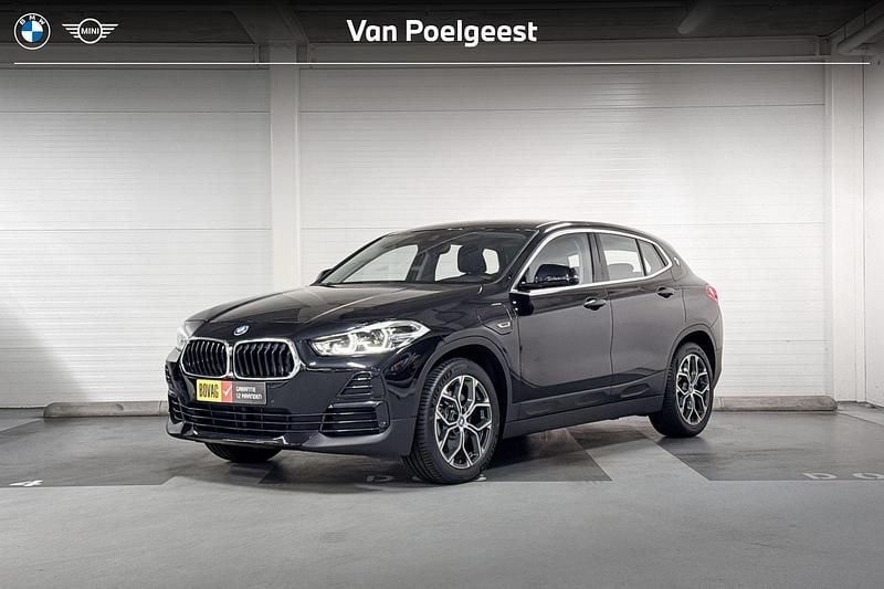 Zwart Gebruikt 2022 BMW X2 Comfort Edition SUV | € 29.900 (Eerlijke prijs) - Afbeelding 1/4