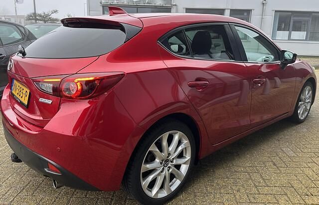 Occasion Mazda 3 120 PK (88 kW) 2013 Rood Hatchback
