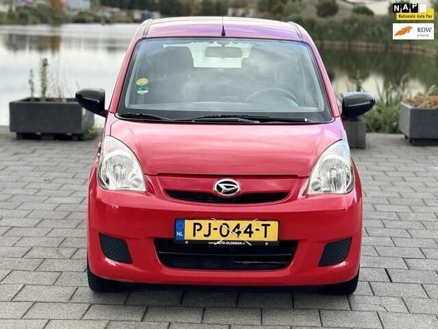 Rood Gebruikt 2011 Daihatsu Cuore Plus Hatchback | € 1.599 (Super prijs) - Afbeelding 1/4