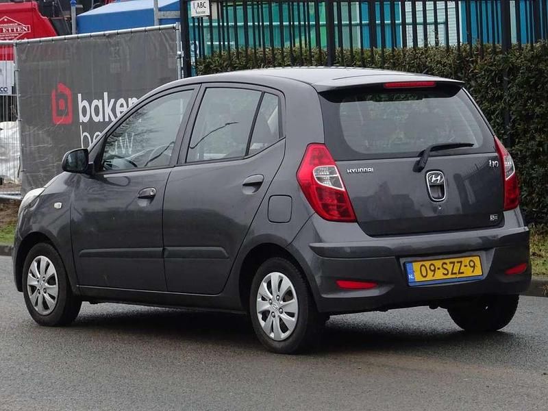 Occasion Hyundai i10 69 PK (50 kW) 2011 Grijs Hatchback