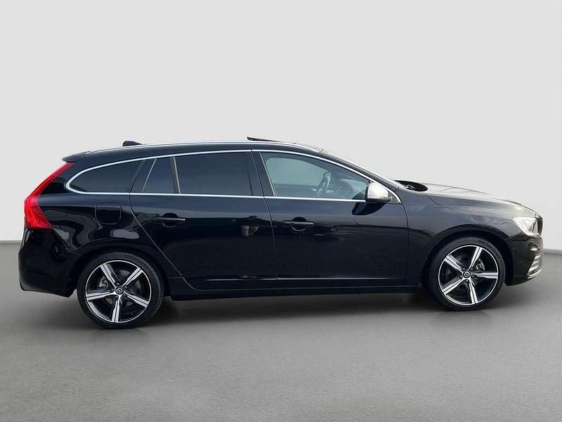 Occasion Volvo V60 Business Edition 191 PK (140 kW) 2018 Zwart Stationwagen