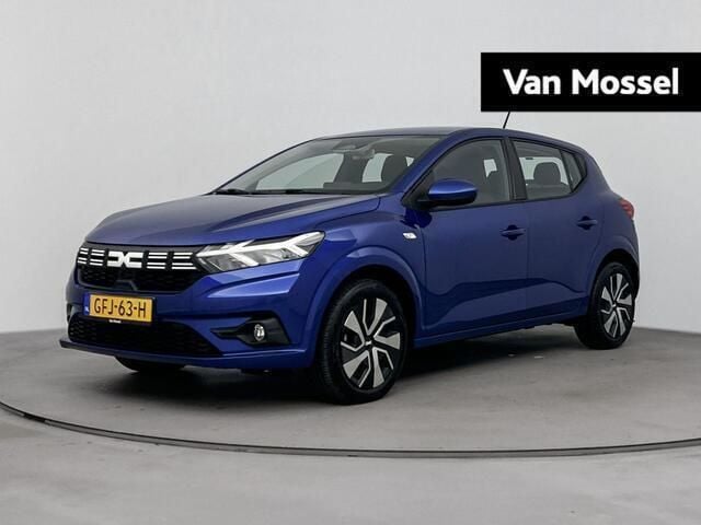 Blauw Gebruikt 2024 Dacia Sandero Expression Hatchback | € 18.940 (Eerlijke prijs) - Afbeelding 1/4