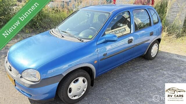 Blauw Gebruikt 2000 Opel Corsa Hatchback | € 650 (Eerlijke prijs) - Afbeelding 1/4
