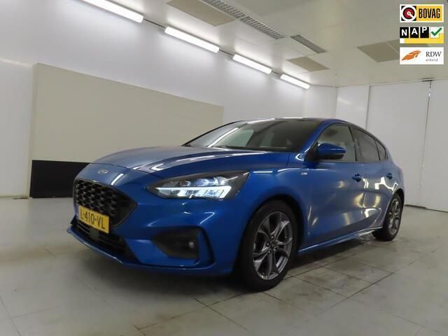 Blauw Gebruikt 2021 Ford Focus Business Edition Hatchback | € 13.499 (Eerlijke prijs) - Afbeelding 1/4
