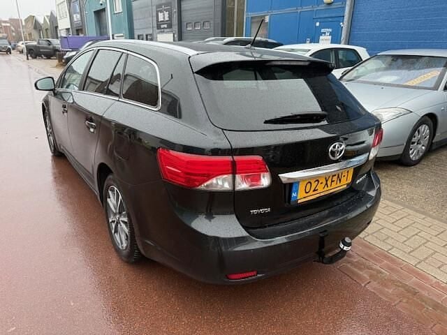 Occasion Toyota Avensis Business Edition 147 PK (108 kW) 2012 Zwart (metallic) Stationwagen