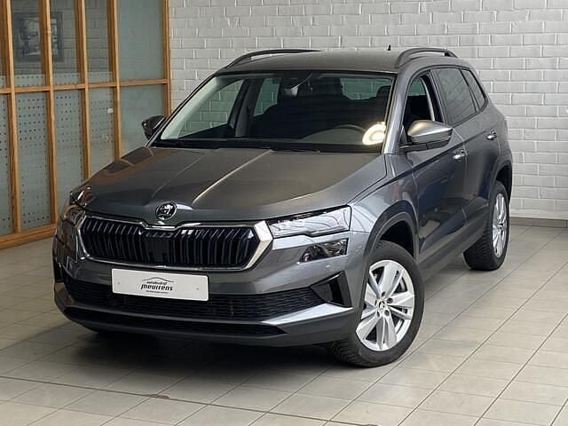 Grijs Gebruikt 2024 Skoda Karoq Selection SUV | € 35.800 (Eerlijke prijs) - Afbeelding 1/4