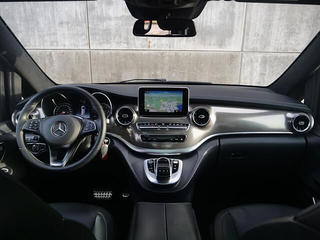 Occasion Mercedes V300 Exclusive 241 PK (177 kW) 2019 Zwart (metallic) MPV