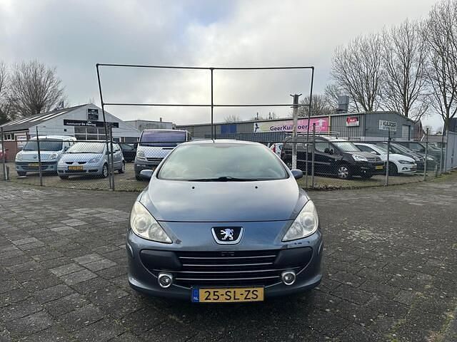 Occasion Peugeot 307 CC 140 PK (102 kW) 2006 Grijs Cabriolet