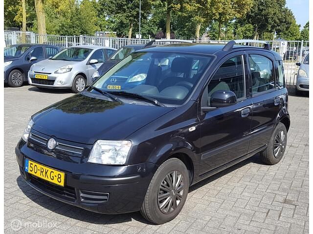 Zwart Gebruikt 2011 Fiat Panda Hatchback | € 2.750 (Eerlijke prijs) - Afbeelding 1/4