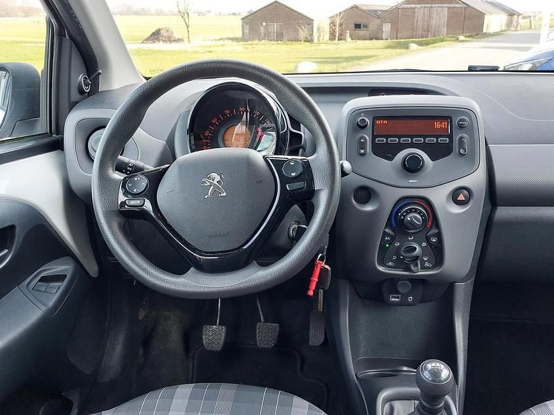 Occasion Peugeot 108 Active 72 PK (52 kW) 2019 Wit Hatchback