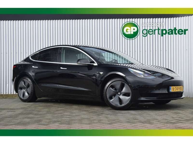 Zwart Gebruikt 2020 Tesla Model 3 Sedan | € 24.250 (Iets duurder) - Afbeelding 1/4