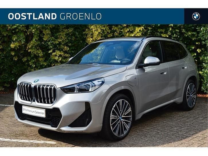 Gebruikt 2025 BMW iX1 Executive SUV | € 57.400 (Super prijs) - Afbeelding 1/4