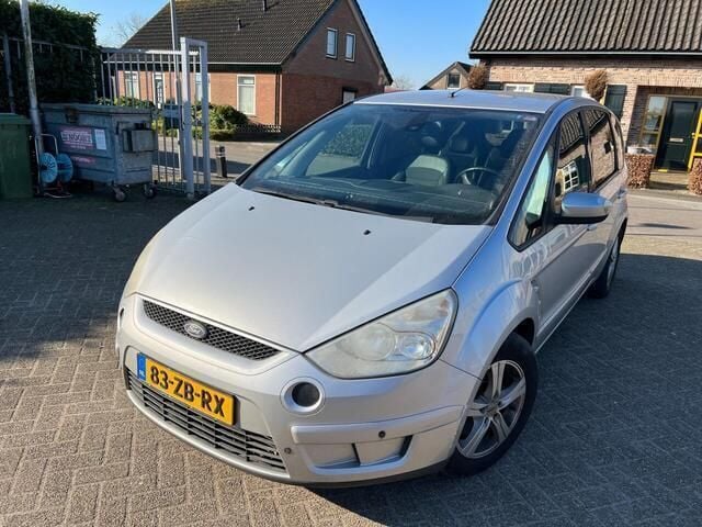 Grijs Gebruikt 2008 Ford S-MAX S MPV | € 3.500 - Afbeelding 1/4
