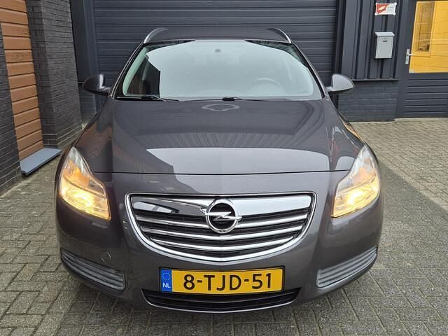 Occasion Opel Insignia Edition 140 PK (102 kW) 2011 Grijs Stationwagen