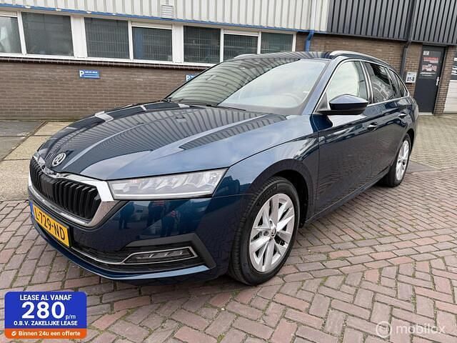 Blauw Gebruikt 2021 Skoda Octavia Business Line Stationwagen | € 20.950 (Eerlijke prijs) - Afbeelding 1/4