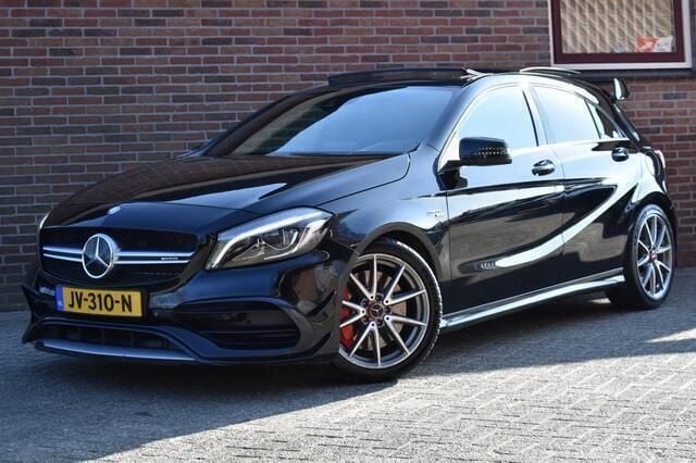 Zwart Gebruikt 2016 Mercedes A45 AMG AMG Hatchback | € 22.949 (Super prijs) - Afbeelding 1/4