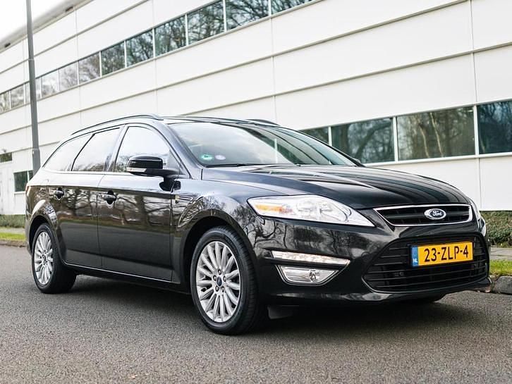 Occasion Ford Mondeo Trend 161 PK (118 kW) 2013 Zwart (metallic) Stationwagen