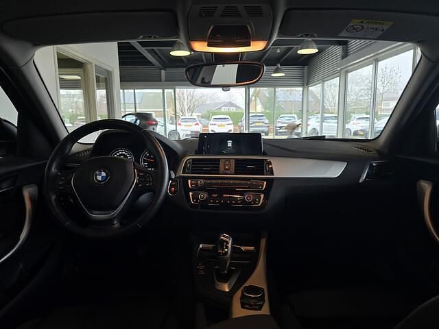 Occasion BMW 118 Executive 136 PK (100 kW) 2017 Zwart Hatchback