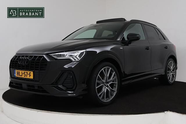Zwart Gebruikt 2019 Audi Q3 S-Line SUV | € 31.945 (Iets duurder) - Afbeelding 1/4