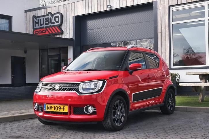 Occasion Suzuki Ignis 90 PK (66 kW) 2017 Rood (metallic) SUV