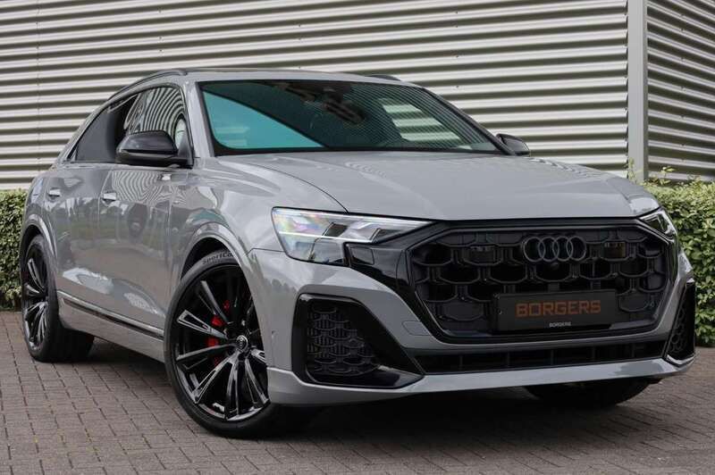 Grijs Nieuw 2025 Audi Q8 S-Line SUV | € 139.950 - Afbeelding 1/4