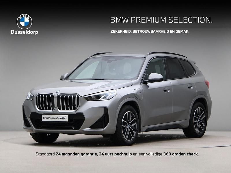 Grijs Gebruikt 2024 BMW X1 M Sport SUV | € 47.450 (Eerlijke prijs) - Afbeelding 1/4