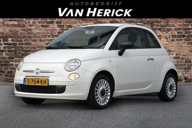 Wit Gebruikt 2011 Fiat 500 Pop Hatchback | € 4.995 (Eerlijke prijs) - Afbeelding 1/4