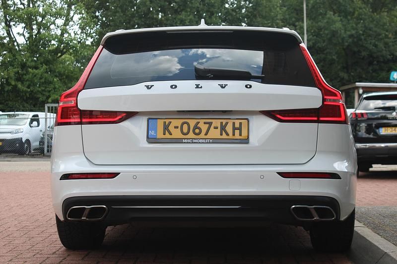 Occasion Volvo V60 2021 Wit Stationwagen