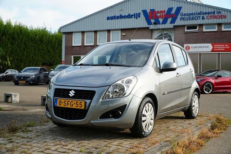 Grijs Gebruikt 2013 Suzuki Splash Comfort Hatchback | € 7.450 (Eerlijke prijs) - Afbeelding 1/3