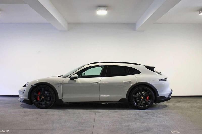 Occasion Porsche Taycan Cross Turismo 419 kW (571 PK) 2021 Grijs Stationwagen